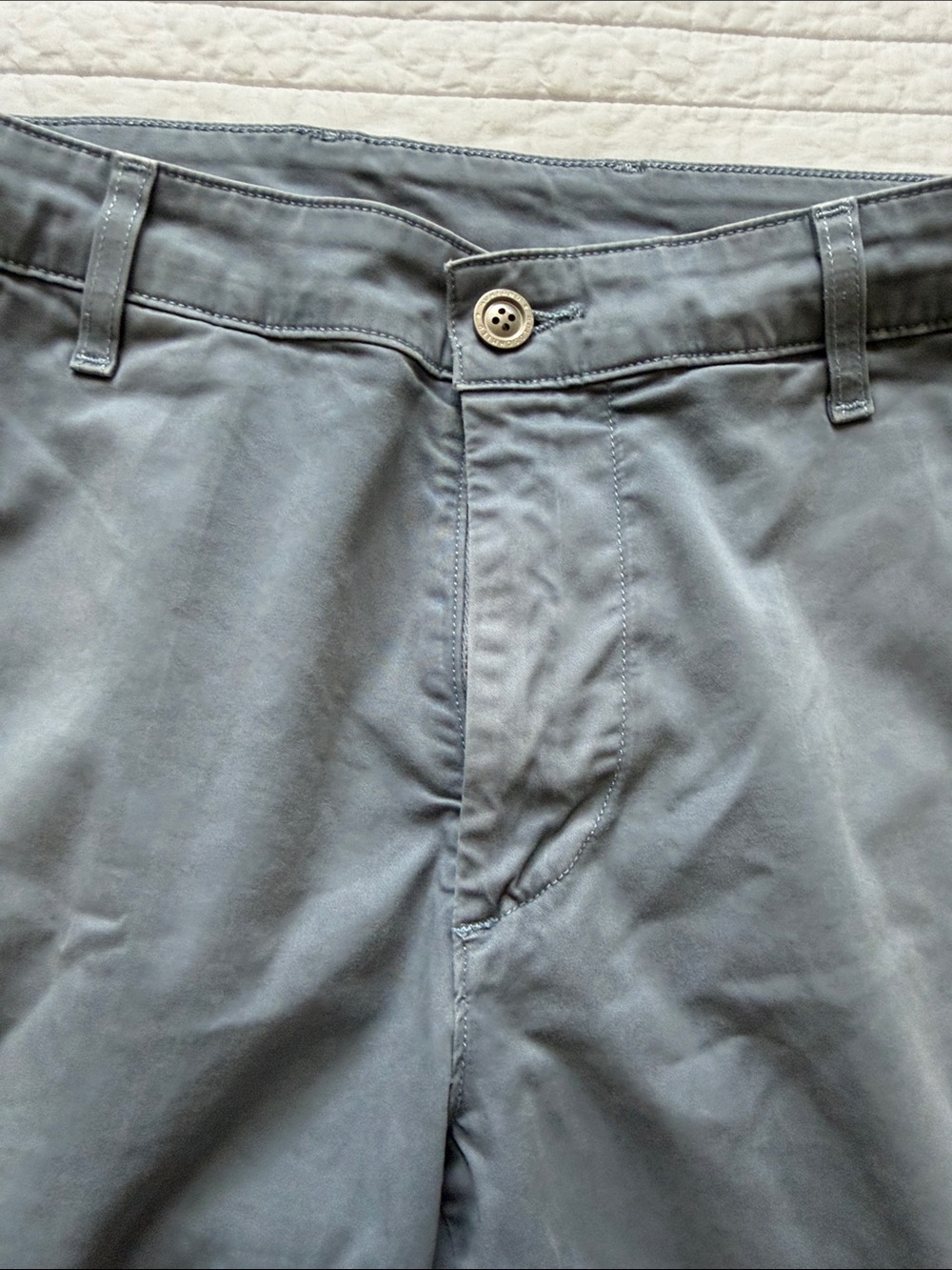 Men's AG 32 Casual Light Blue/Gray Chino Shorts - Picture 3 of 5
